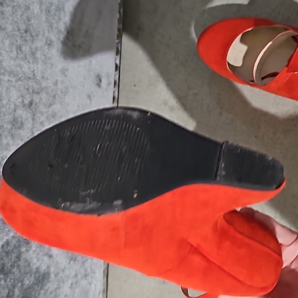 Unique Tomato Red Suede Ankle Strap Closed Unique Heels Shoes size 6 - Picture 6 of 6